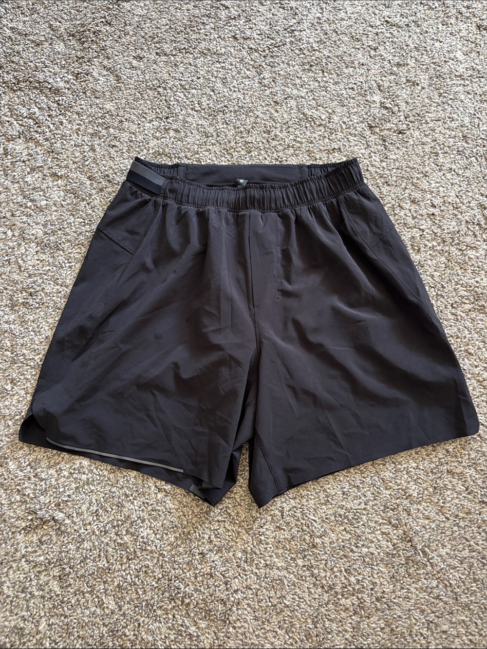 Lululemon Surge Short *6" Updated size small
